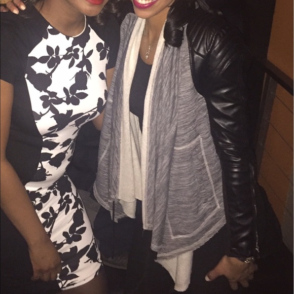 Blank NYC Vegan Leather Sleeved Terry Drape Jacket XS - Picture 7 of 7